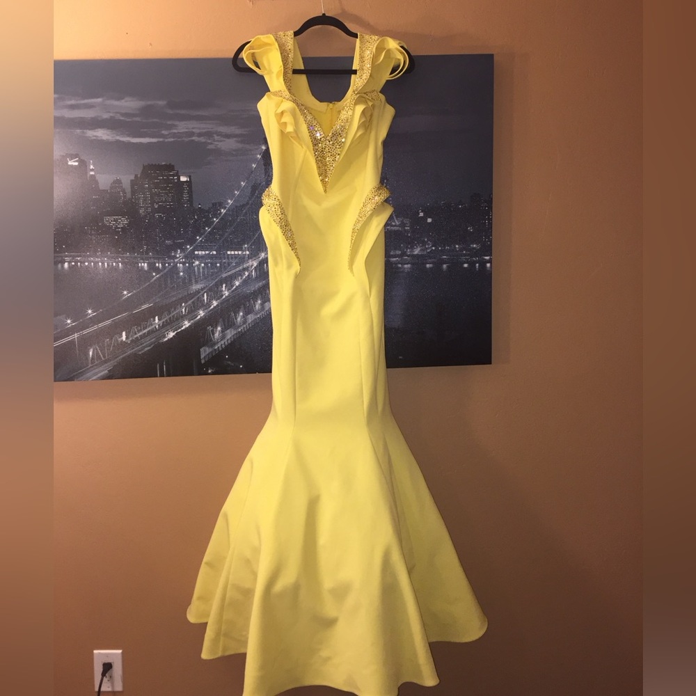 Formal yellow long dress